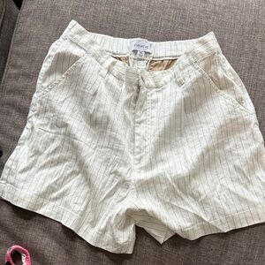 Evereve Women's White Pinstripe Bermudas